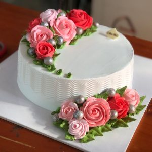 Bánh sinh nhật hình hoa hồng